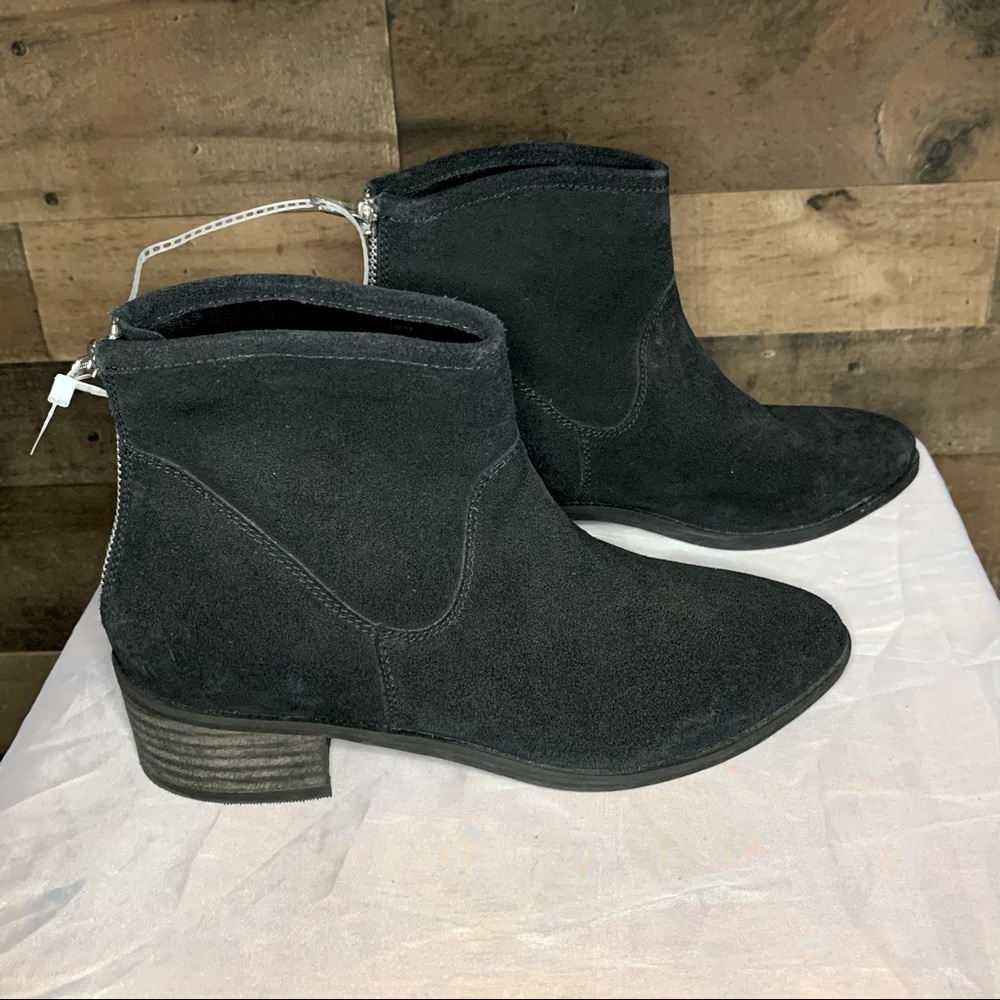 New black suede Matisse bootie ankle boot